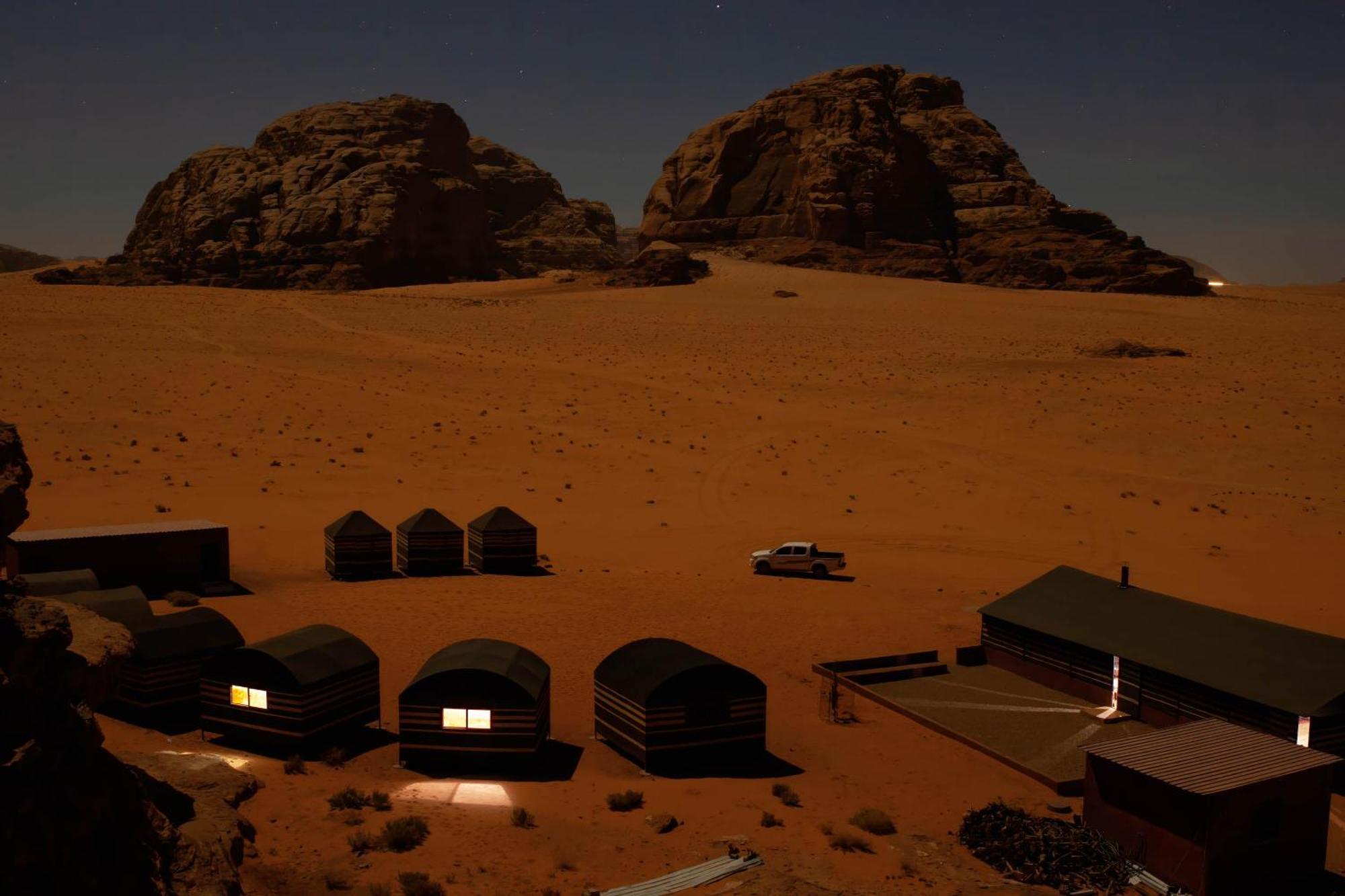 Wadi Rum Local Guide Camp Kültér fotó